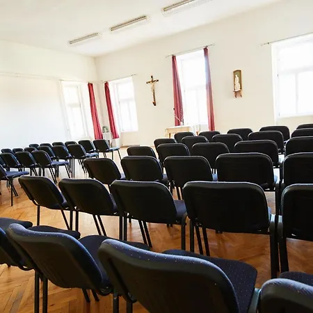Templomos Zarandokhaz Hostel Tapolca