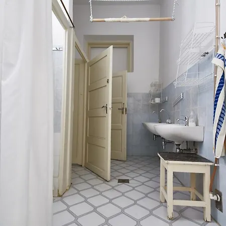 Templomos Zarandokhaz Hostel Tapolca