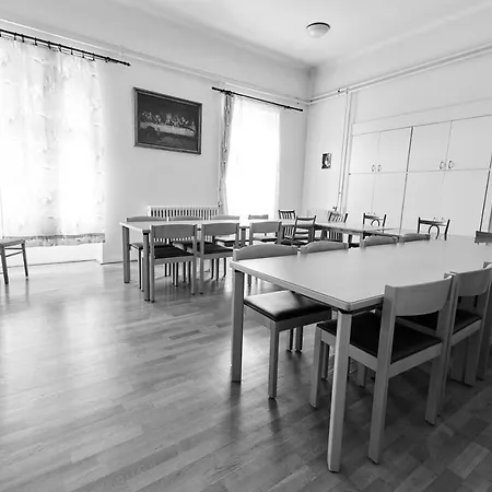 Templomos Zarandokhaz Hostel *